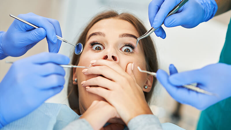 Κίνδυνοι μη αντιμετώπισης χαλαρών οδοντικών εμφυτευμάτων